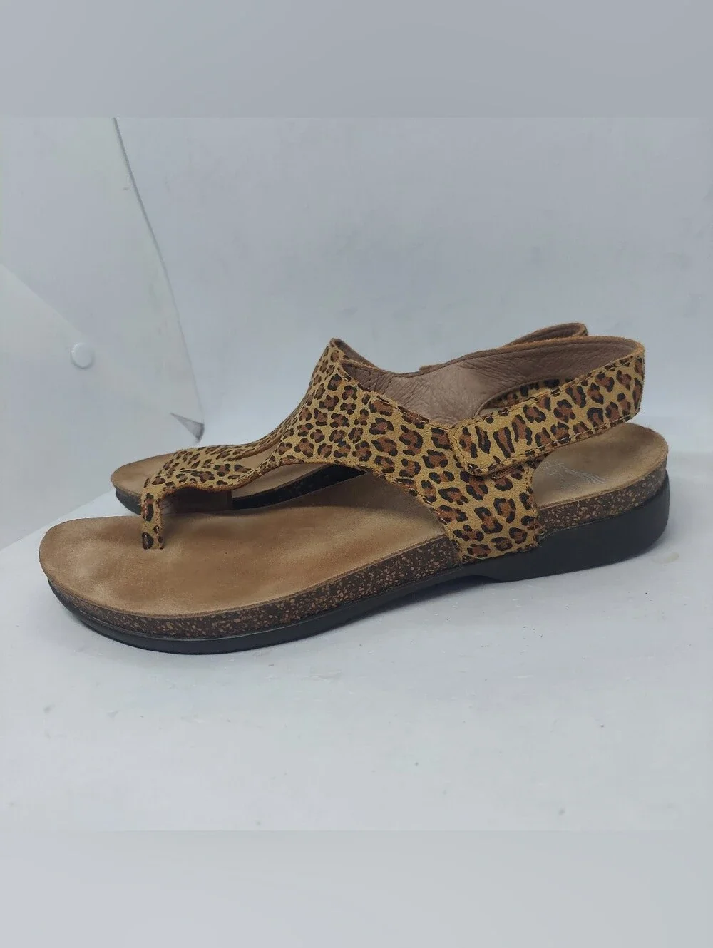 Dansko Reece Sandals Animal Print Leather Thong Slide Womens Size EU 37 US 6.5-7